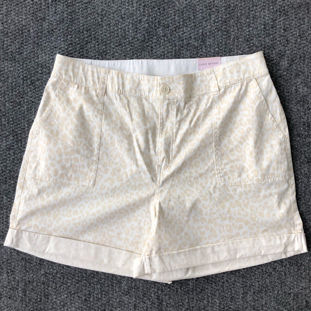 Lane Bryant the softest short collection mid rise shorts size 16 Leopard Print